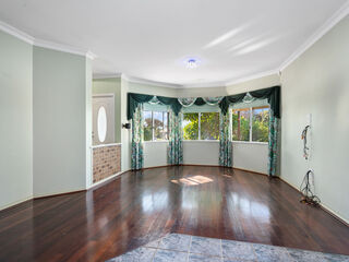 feature property - 16 Turich Way, VICTORY HEIGHTS  6432