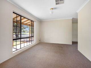 feature property - 2 Hicks Road, HANNANS  6430