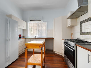 feature property - 125 Hare Street, PICCADILLY  6430