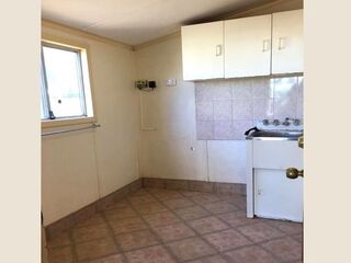 FAMILY HOME WITH HUGE SHED