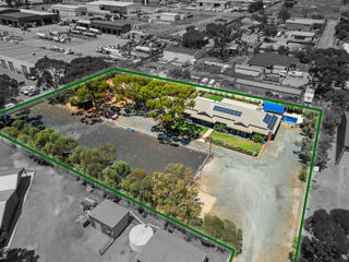 PRIVATE SOMERVILLE ESCAPE