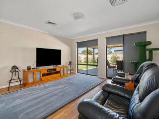 PRIVATE SOMERVILLE ESCAPE