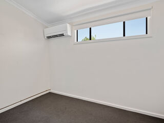 THE BOLD & THE BEAUTIFUL