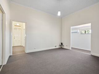 THE BOLD & THE BEAUTIFUL