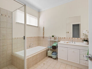 CHARMING CHARACTER HOME