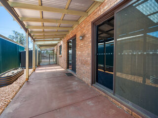 BEAUTIFULLY RENOVATED FAMILY HOME