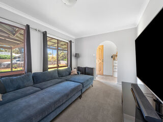 BEAUTIFULLY RENOVATED FAMILY HOME