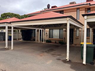 TOWNHOUSE INVESTMENT 