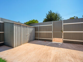 LOW MAINTENANCE TIDY HOME