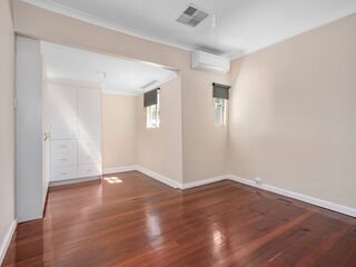 LOW MAINTENANCE TIDY HOME