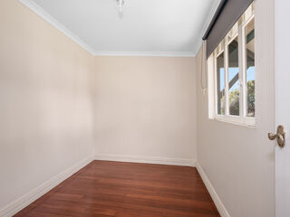 LOW MAINTENANCE TIDY HOME